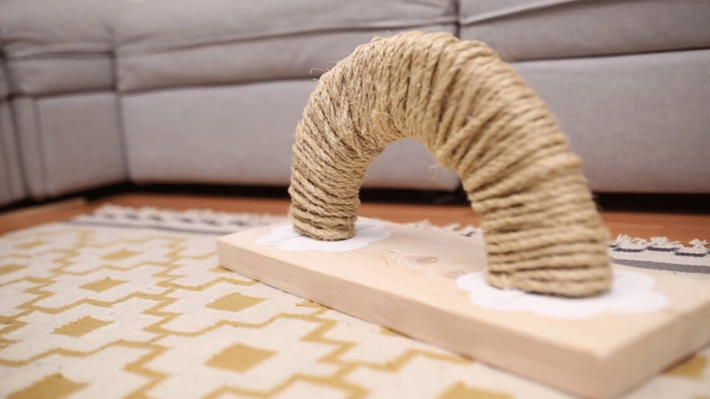 DIY Scratching Post